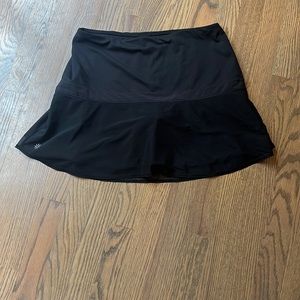 Black Athleta skirt